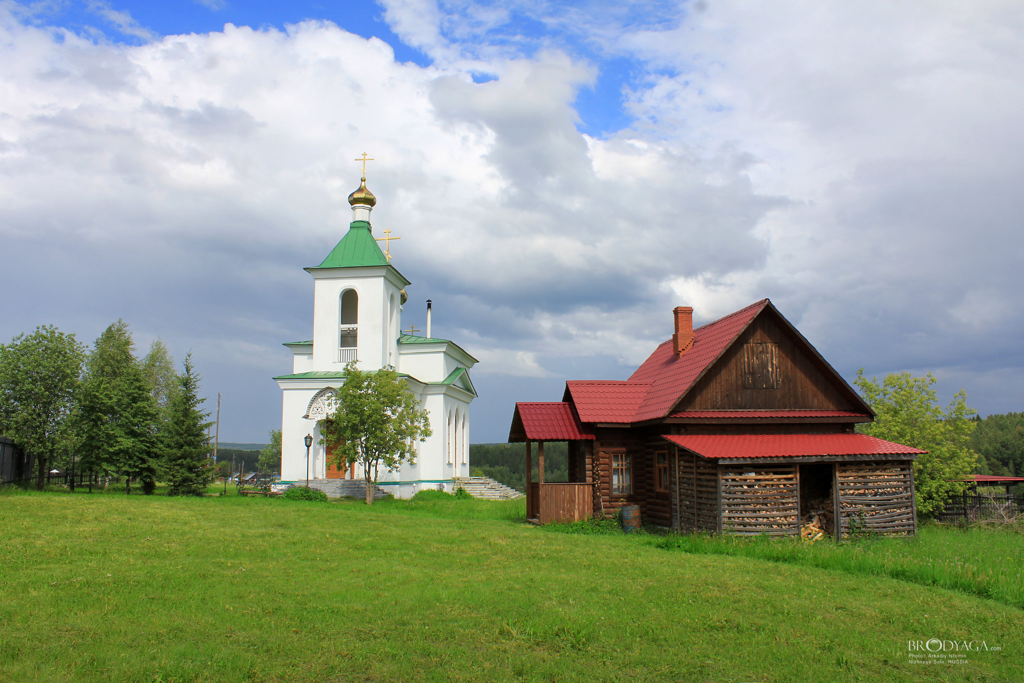 Церковь Михаила Архангела, Нижнее Село (Nizhneye Selo)